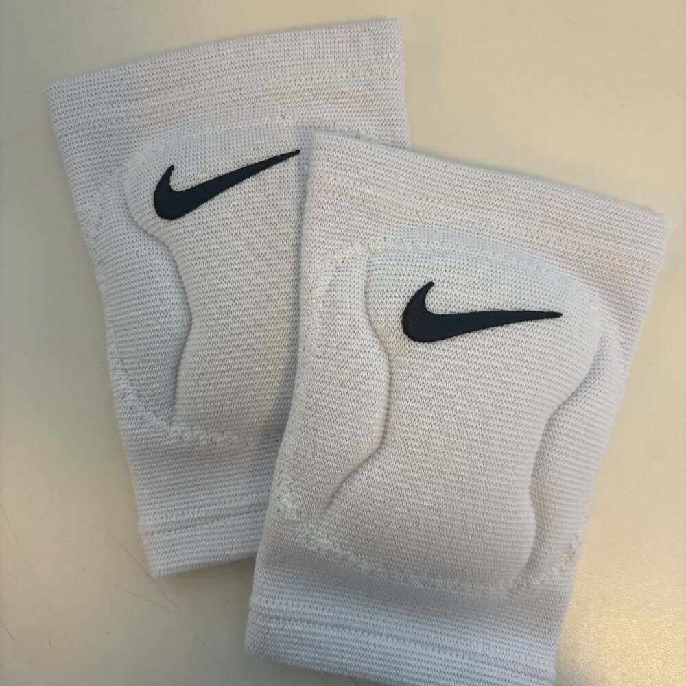 COPY - COPY - COPY - Nike Streak Dri-Fit Volleyball Knee Pads - XS/S